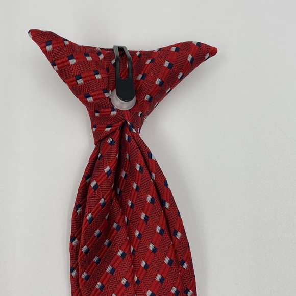 Clip-on Necktie in Red, White and Blue - Picture 4 of 5